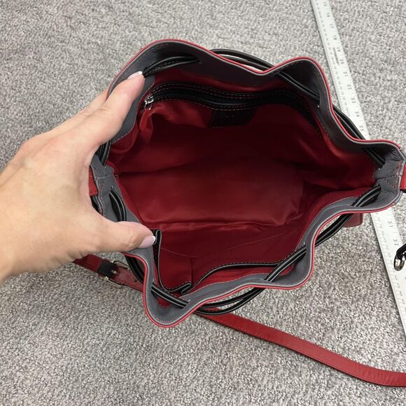 ILI New York Bucket Bag Womens Black Red Genuine Leather Drawstring Crossbody - Picture 9 of 13